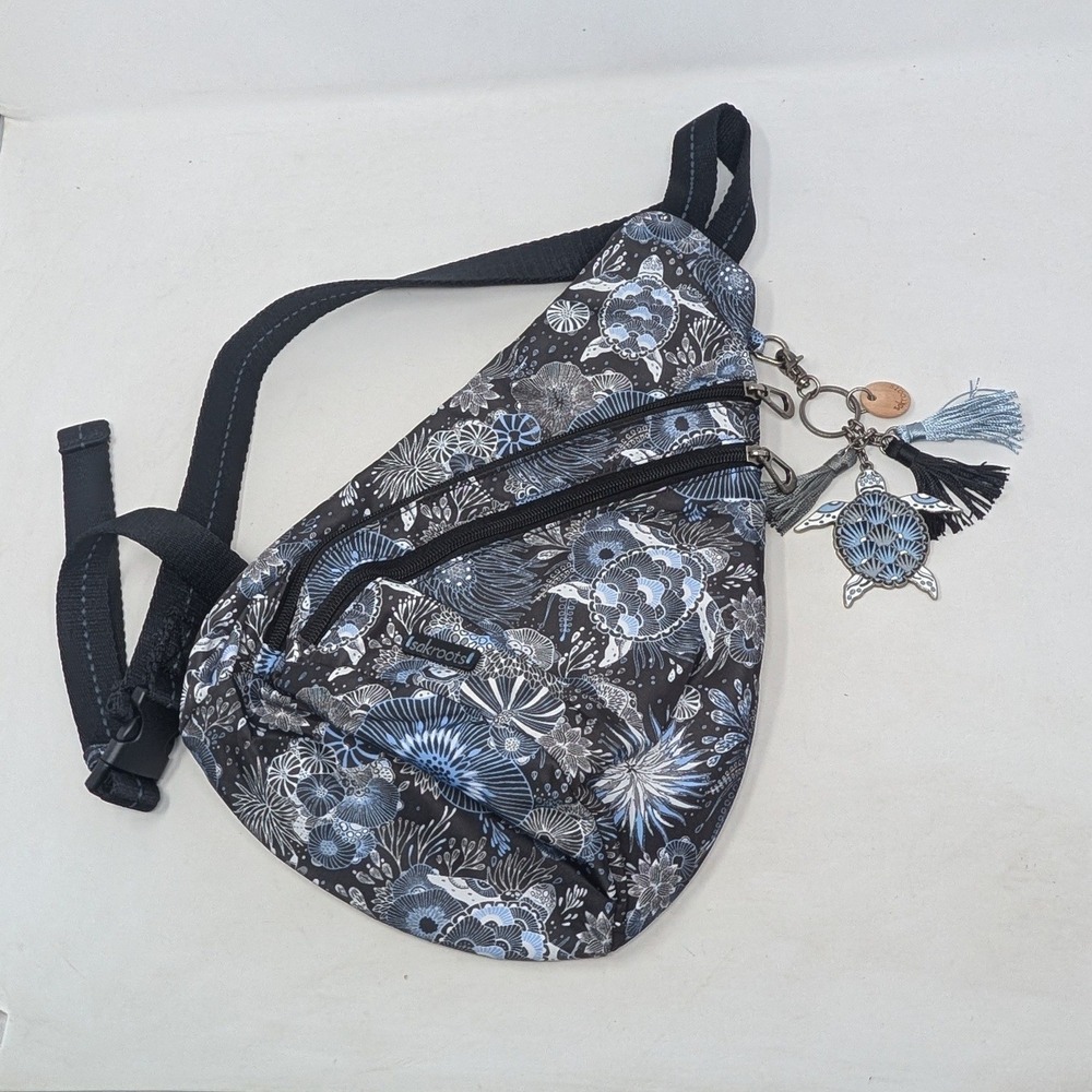 Sakroots On The Go Sling Bag Blue Sea Turtle Floral Crossbody Backpack
